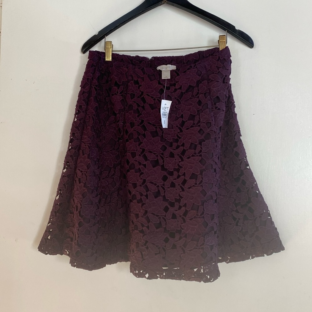NWT Ann Taylor Loft  lace skirt size 6